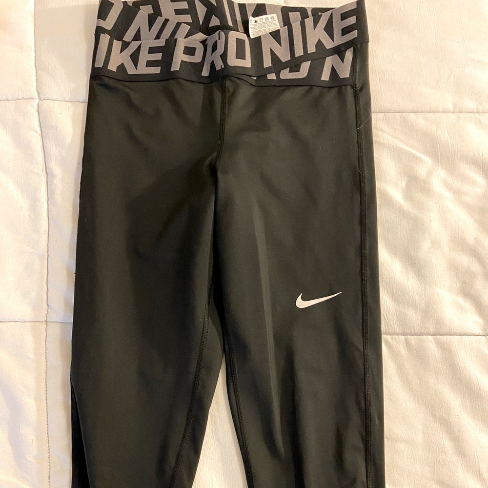 Nike Pro 3/4 leggings
